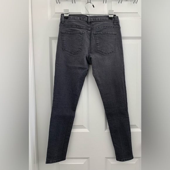 3 pairs! FOREVER21 Women’s Skinny Jeans! Size 27 - Picture 3 of 7